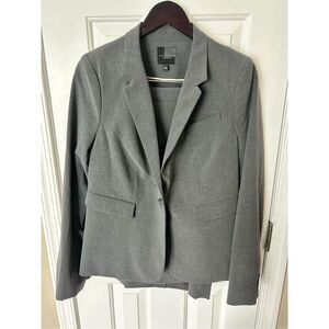 The limited work suit gray jacket size 8 and skirt size 2T work attire